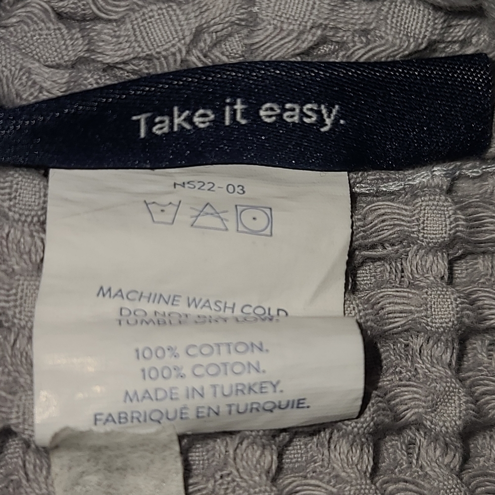 Brooklinen Waffle Gray Robe - Picture 12 of 12